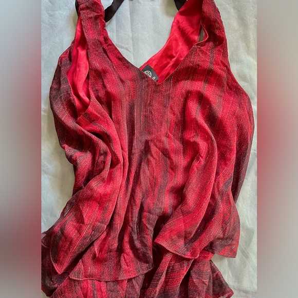 bobeau Tops - Bobeau red top metallic threads and tie at the back at the neck. Size Medium.